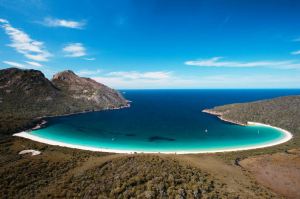 Explore-the-Wilderness-of-Tasmania-Home-Of-The-Tasmanian-Devil